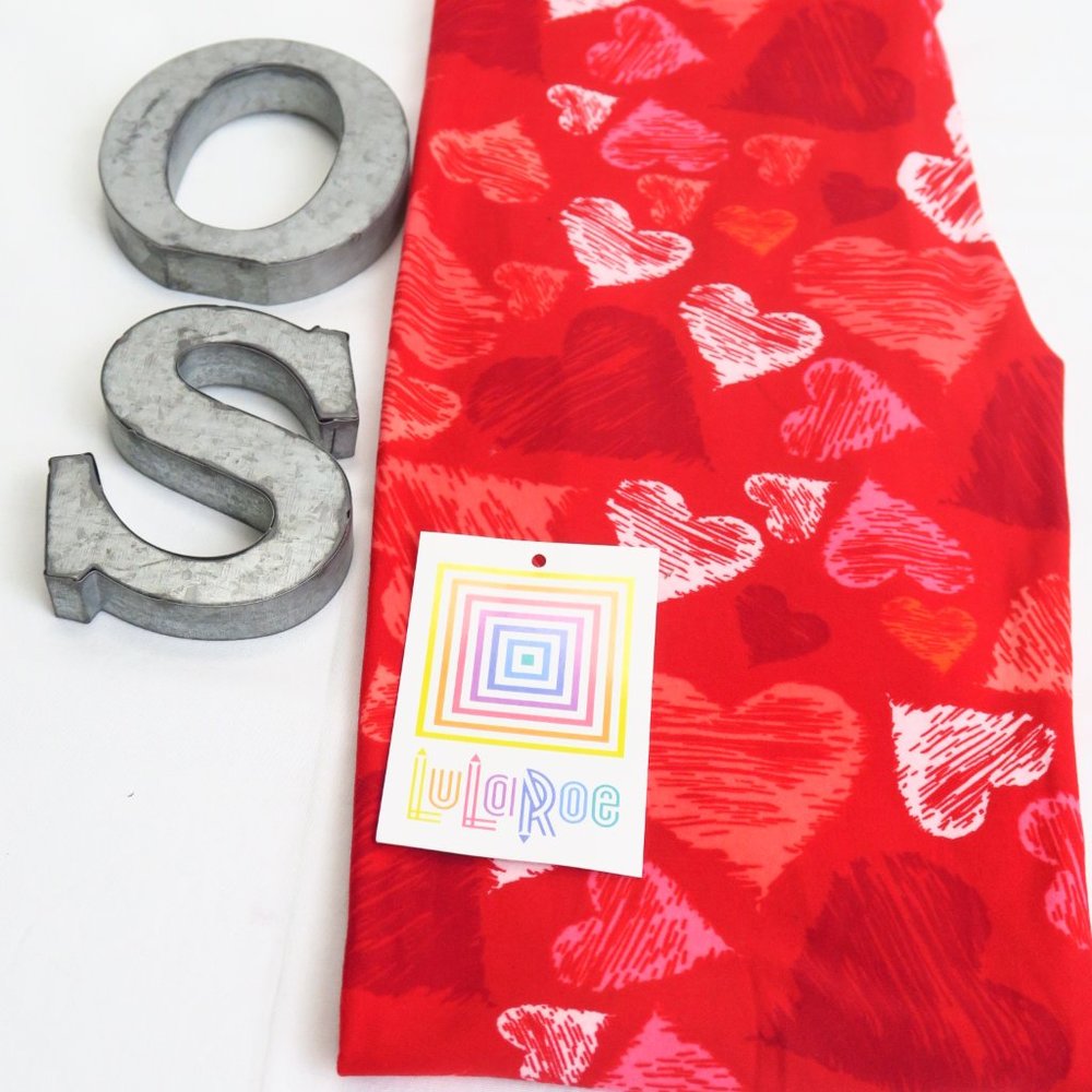NWT LuLaRoe Leggings One Size / OS Hearts